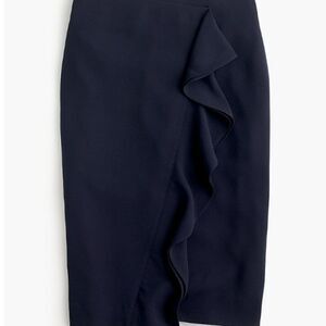 Like New! J.Crew Ruffle Pencil Skirt in White in Size 6